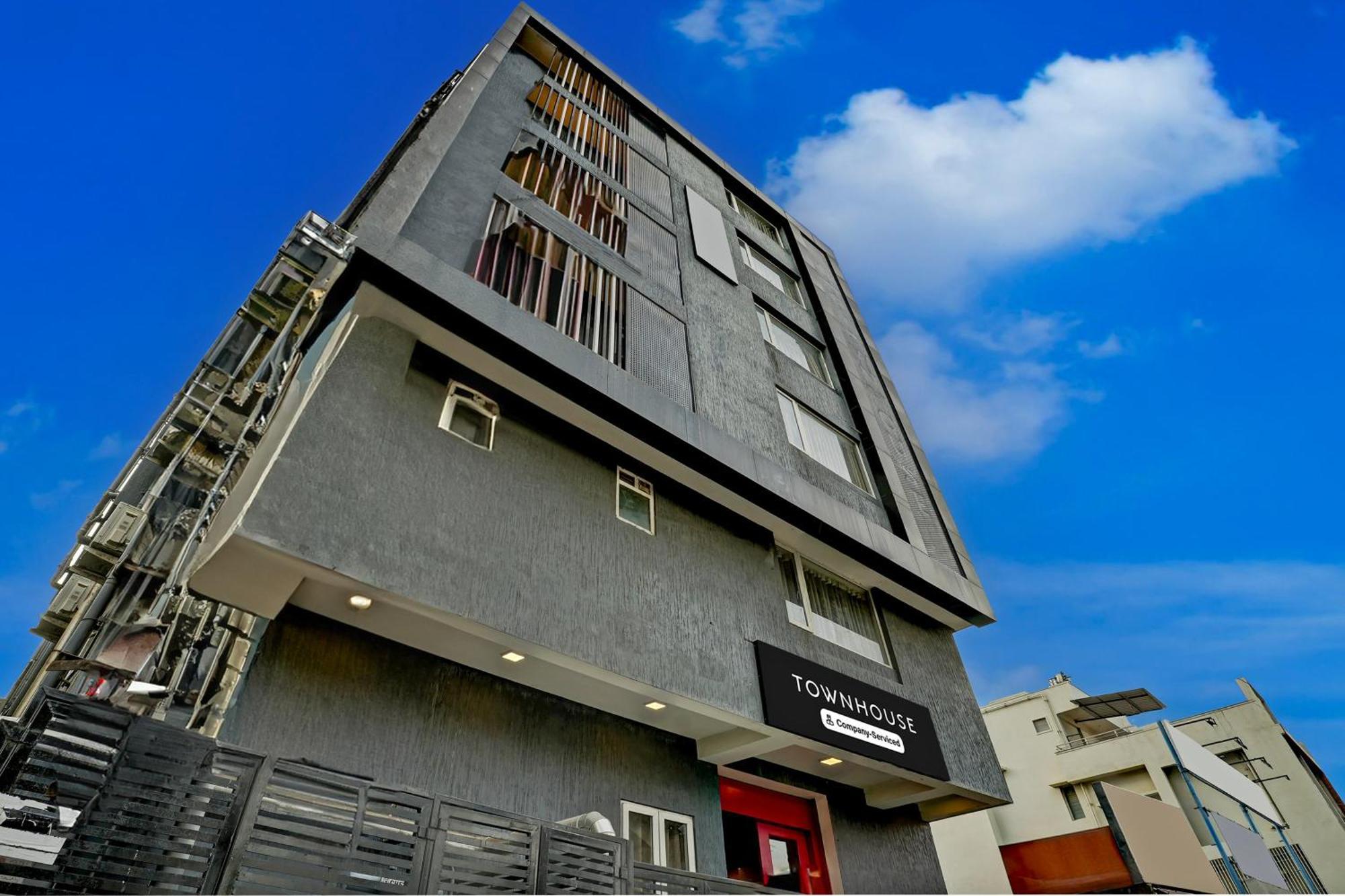 Super Townhouse Ulsoor Near Halasuru Metro Station Bangalore Esterno foto