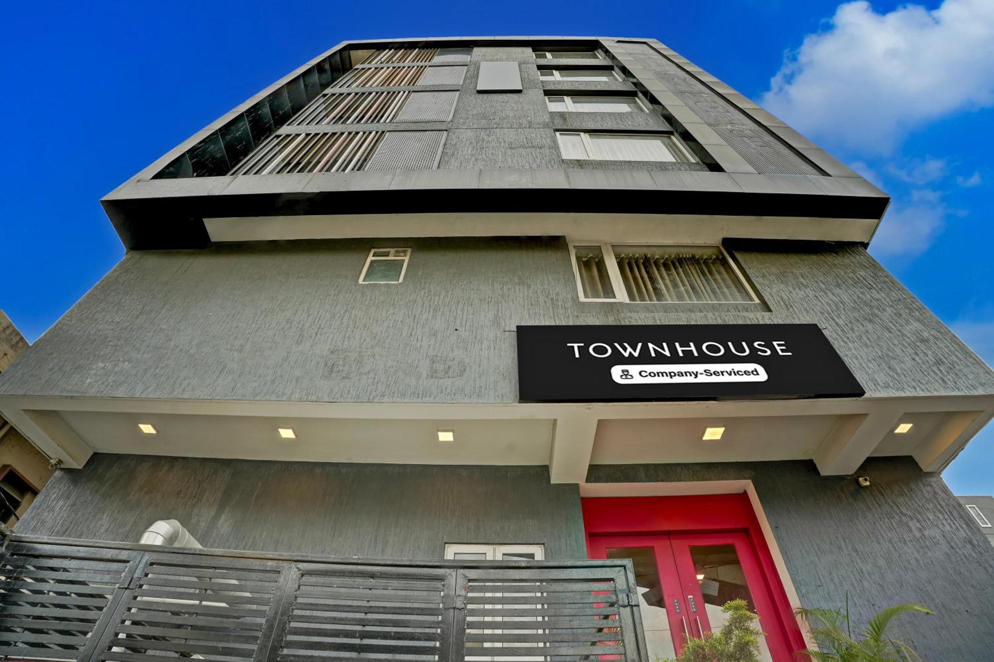 Super Townhouse Ulsoor Near Halasuru Metro Station Bangalore Esterno foto